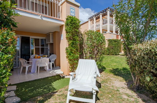 Foto 14 - Apartamento de 1 quarto em Saint-Raphaël com piscina e vistas do mar