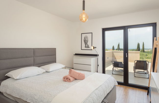 Casa de 4 quartos em Novigrad com piscina privada e jardim - Foto 4