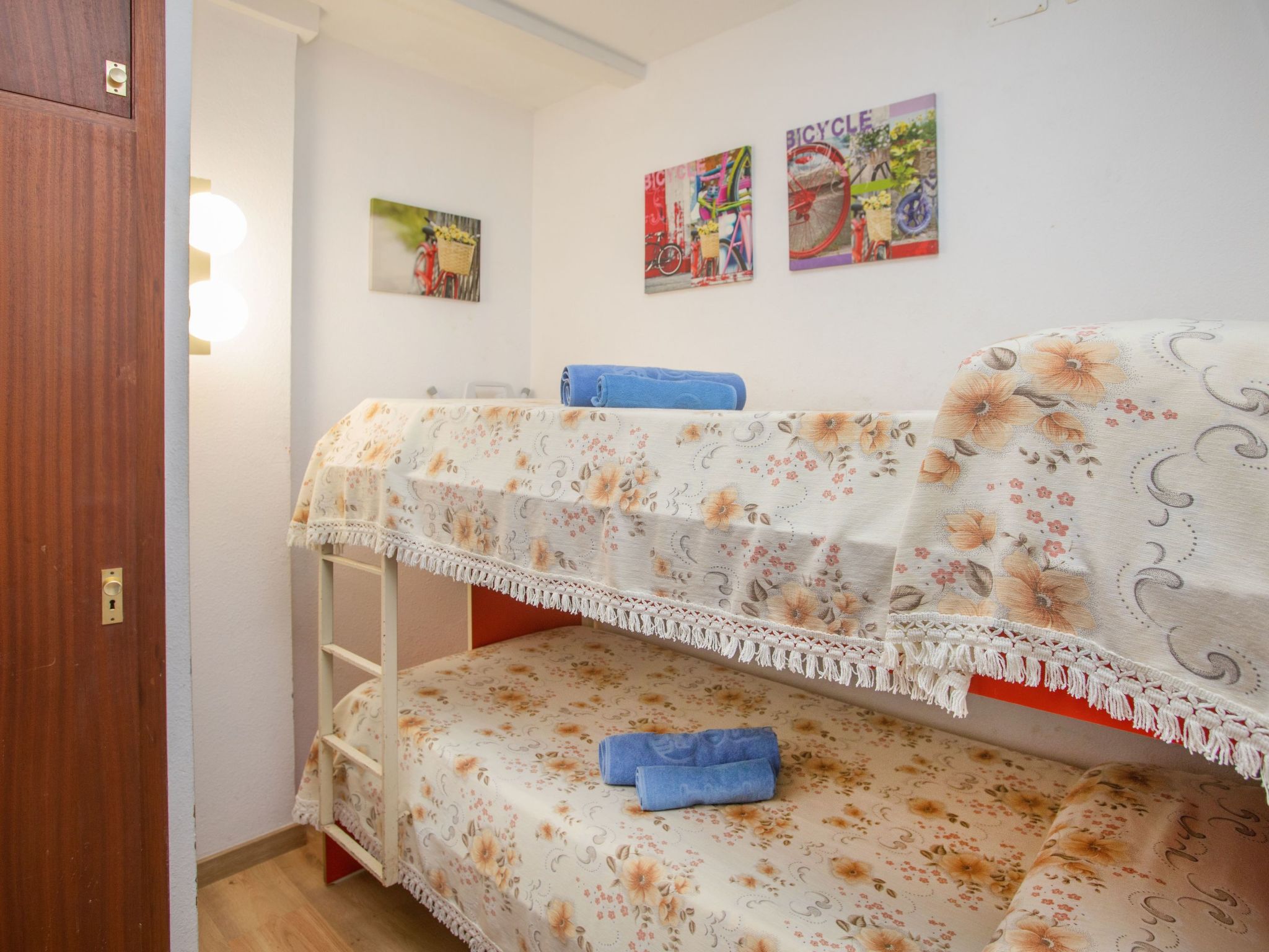 Foto 10 - Appartamento con 2 camere da letto a Castell-Platja d'Aro con terrazza e vista mare