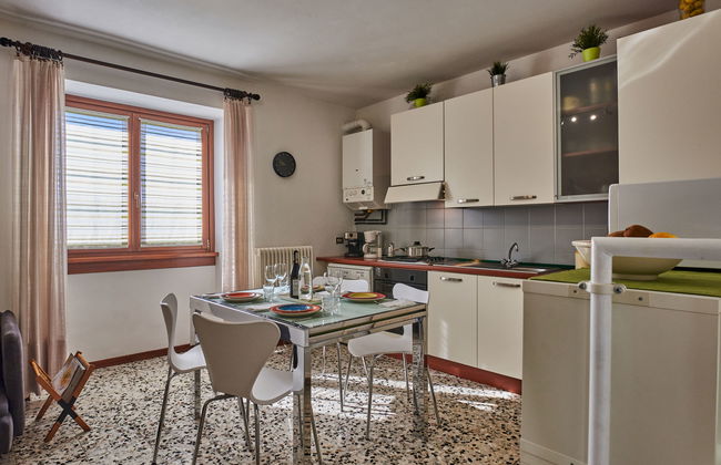 Apartment mit 3 Schlafzimmern in Gravedona ed Uniti mit garten - Foto 6