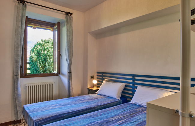 Apartment mit 3 Schlafzimmern in Gravedona ed Uniti mit garten - Foto 16