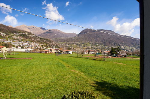 Foto 25 - Apartamento de 2 quartos em Gravedona ed Uniti com jardim e vista para a montanha