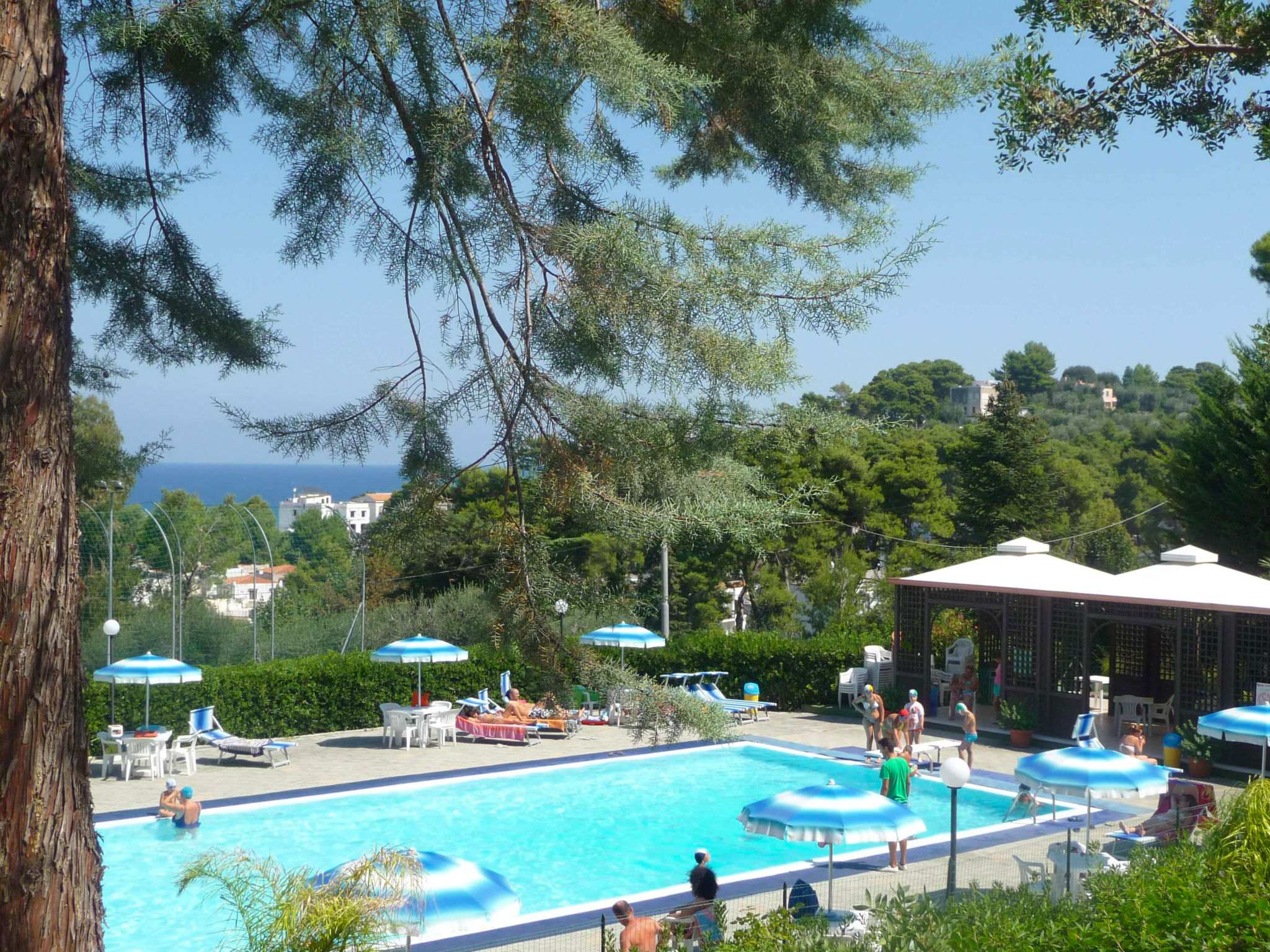 Foto 1 - Casa de 2 habitaciones en Vico del Gargano con piscina y vistas al mar