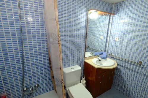 Foto 16 - Appartamento con 2 camere da letto a La Ràpita con piscina e vista mare