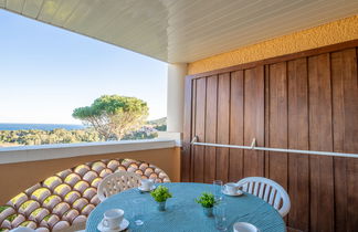 Photo 1 - Appartement de 1 chambre à Saint-Raphaël avec piscine et jardin