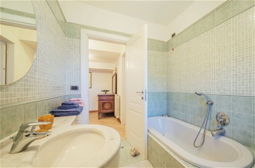 Foto 25 - Appartamento con 3 camere da letto a Moneglia con giardino e vista mare