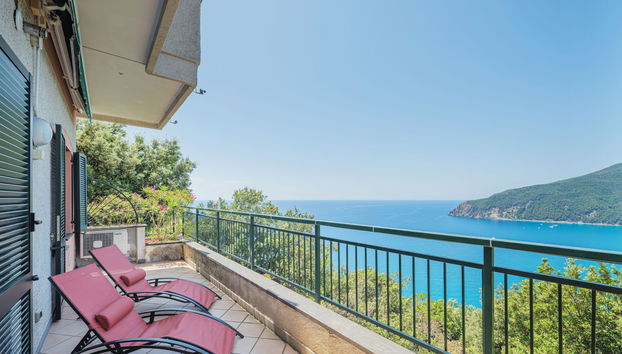 Apartamento de 4 quartos em Moneglia com jardim e terraço - Foto 3