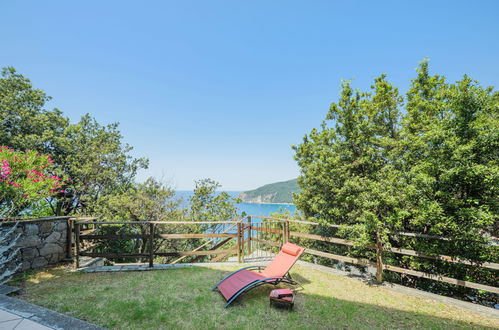 Foto 35 - Apartamento de 3 quartos em Moneglia com jardim e vistas do mar