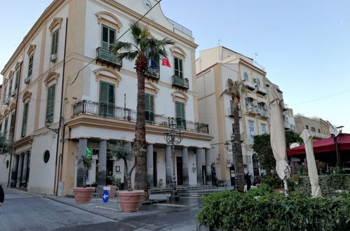 Foto 20 - Appartamento con 1 camera da letto a Porto Empedocle con piscina e giardino