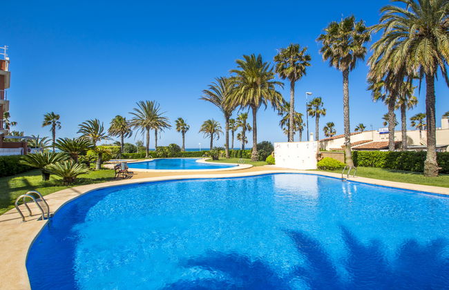 Apartamento de 4 quartos em Dénia com piscina e jardim - Foto 1