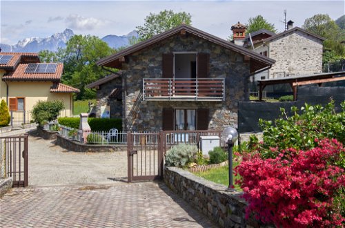 Foto 34 - Casa de 3 habitaciones en Colico con piscina privada y vistas a la montaña