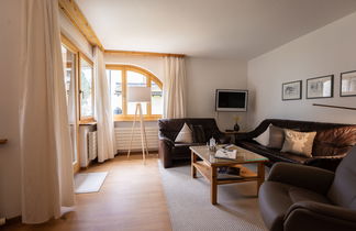 Photo 2 - 2 bedroom Apartment in Sils im Engadin/Segl with garden and terrace