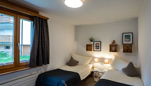 3 bedroom Apartment in Sils im Engadin/Segl with garden and terrace - Photo 4