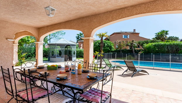 Casa de 5 quartos em Fréjus com piscina privada e jardim - Foto 2