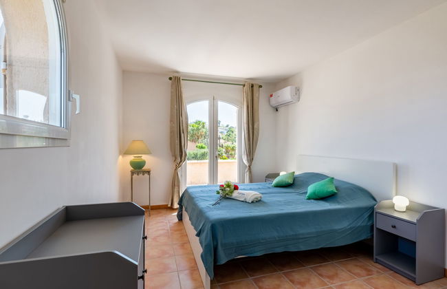 Casa de 5 quartos em Fréjus com piscina privada e jardim - Foto 4