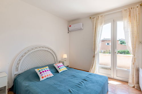 Foto 15 - Casa con 4 camere da letto a Fréjus con piscina privata e vista mare