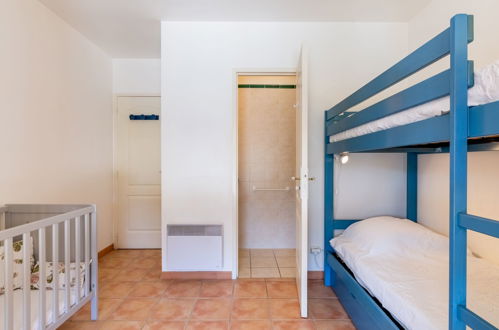 Foto 19 - Casa de 4 quartos em Fréjus com piscina privada e vistas do mar