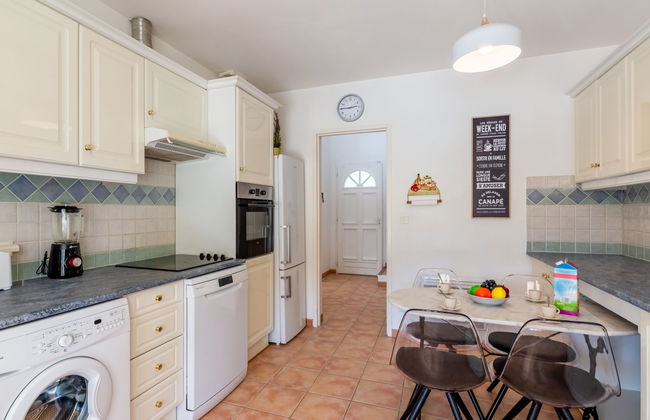 Casa de 5 quartos em Fréjus com piscina privada e jardim - Foto 10