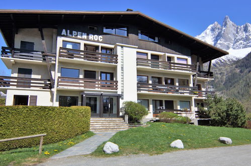 Foto 1 - Apartamento de 1 habitación en Chamonix-Mont-Blanc con vistas a la montaña