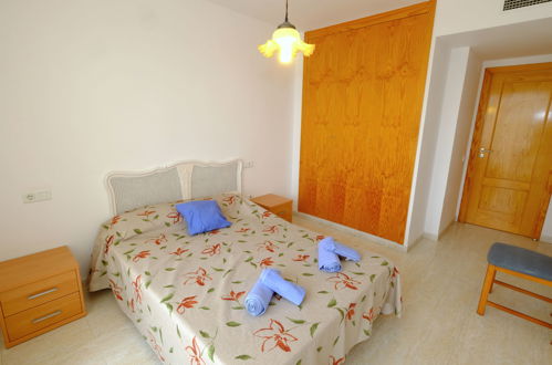 Foto 17 - Appartamento con 3 camere da letto a Alcanar con piscina e vista mare