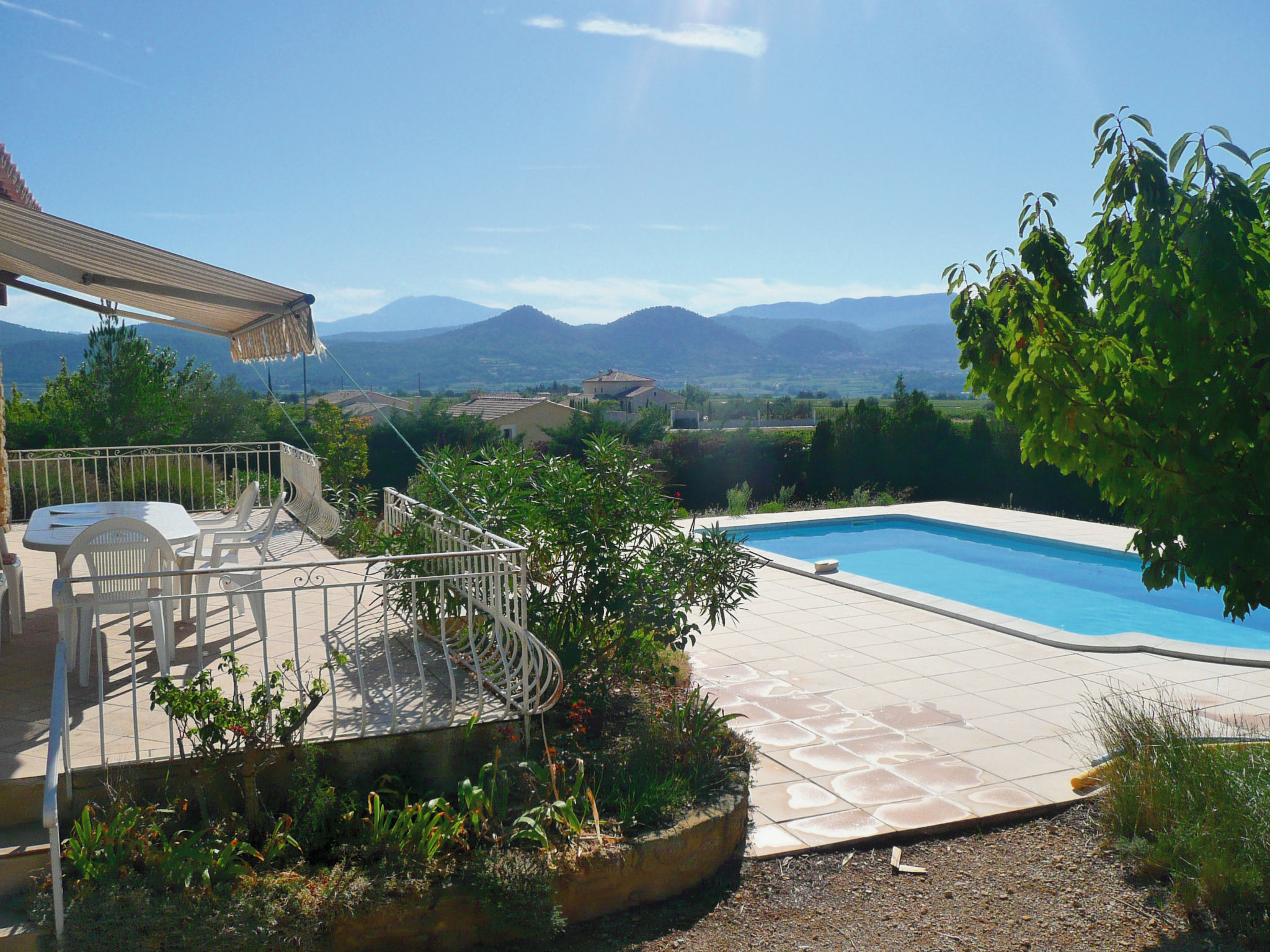 Photo 6 - Maison de 2 chambres à Rasteau avec piscine privée et jardin