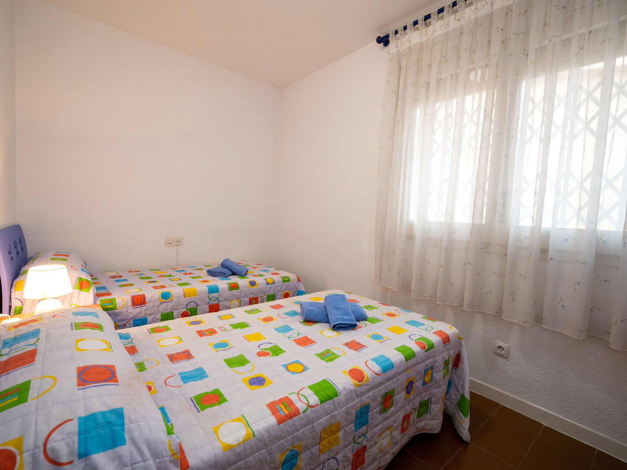 Foto 5 - Appartamento con 4 camere da letto a Calafell con vista mare