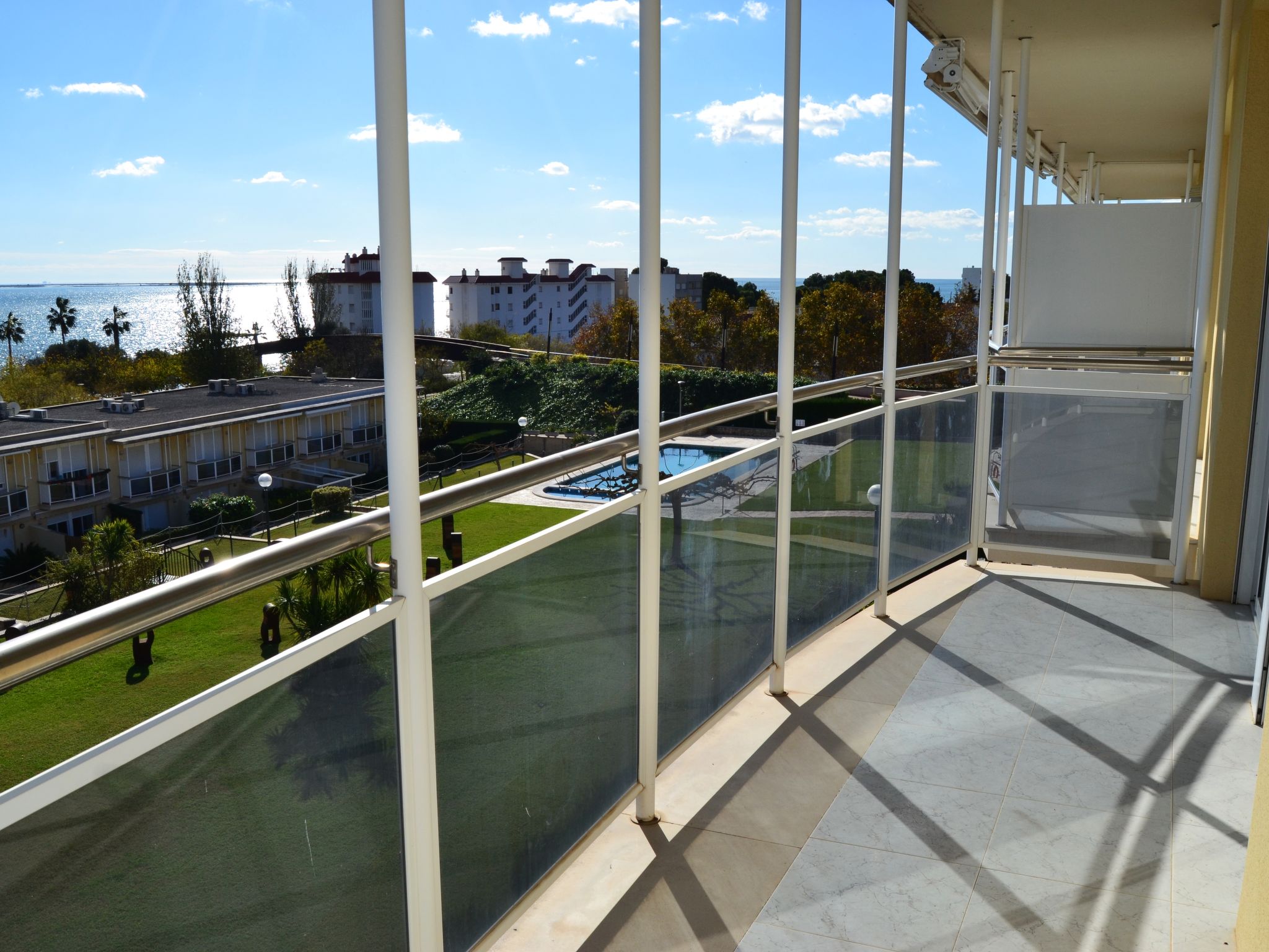 Foto 2 - Apartamento de 3 habitaciones en La Ràpita con piscina y vistas al mar