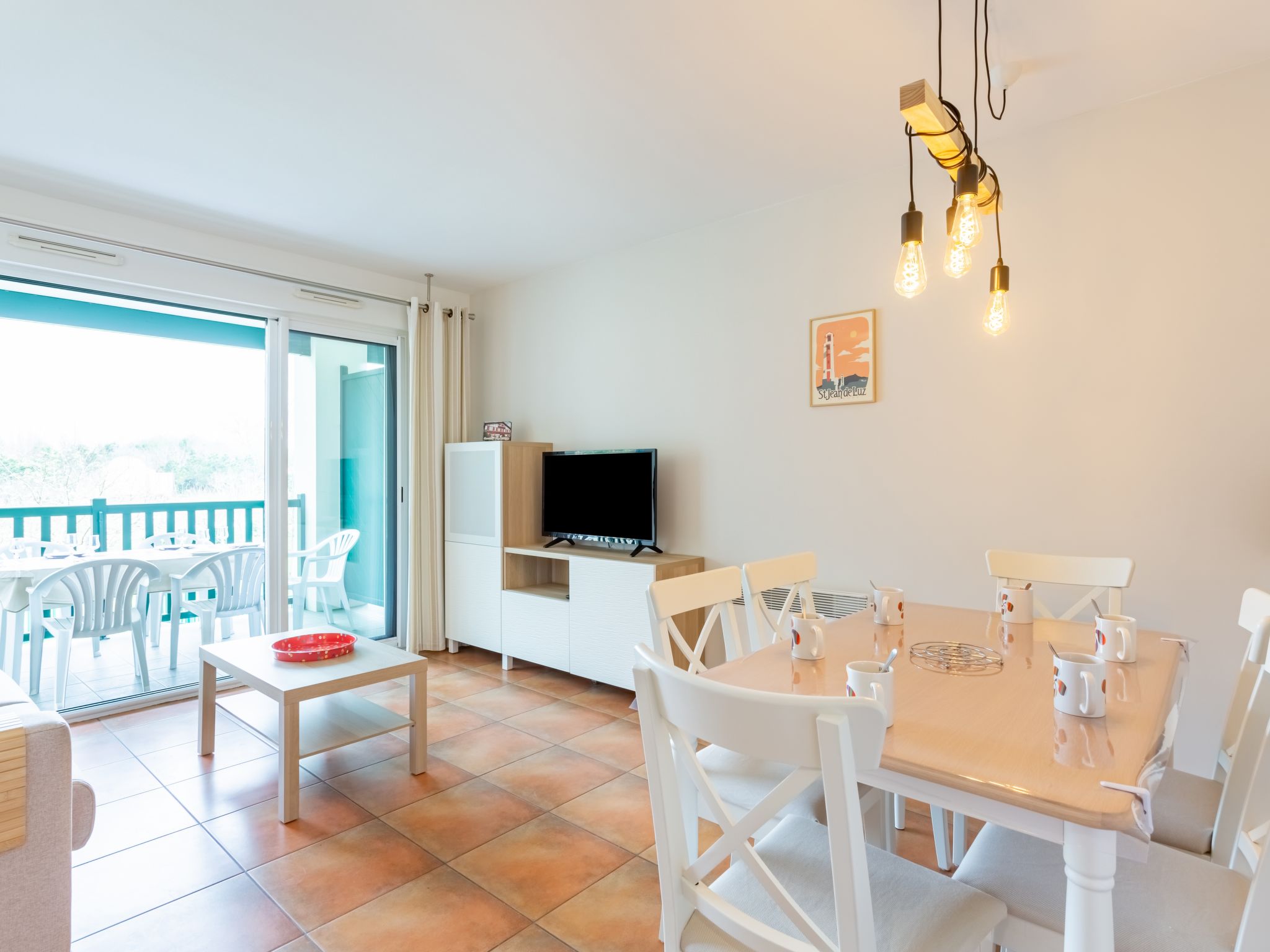 Photo 9 - 2 bedroom Apartment in Saint-Jean-de-Luz with swimming pool and garden