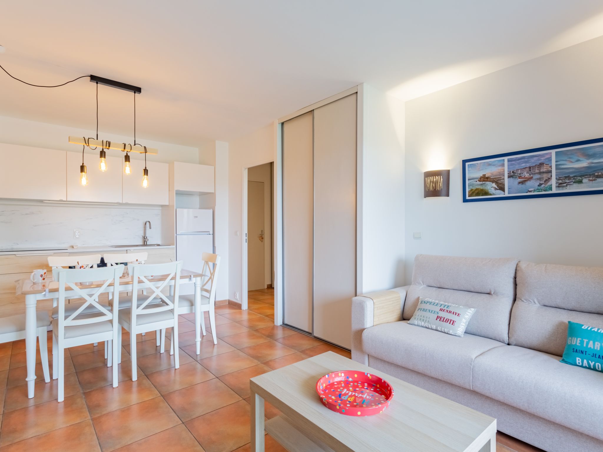 Photo 2 - 2 bedroom Apartment in Saint-Jean-de-Luz with swimming pool and garden