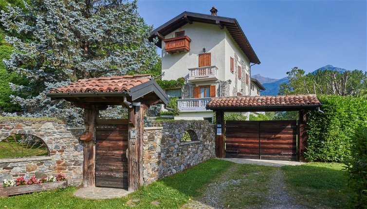 Foto 1 - Casa de 3 habitaciones en Gera Lario con piscina privada y vistas a la montaña