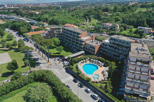 Photo 12 - Suite Marilia Apartments