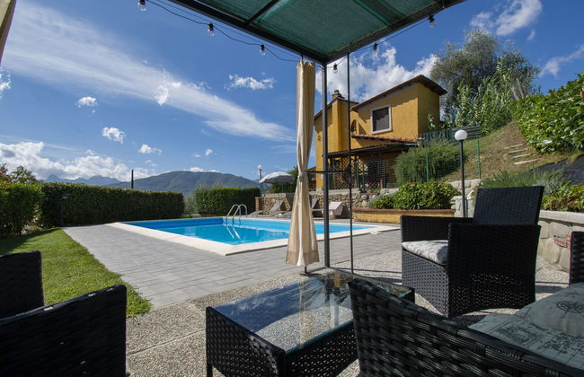 5 bedroom House in Villa Collemandina with private pool and garden - Photo 1