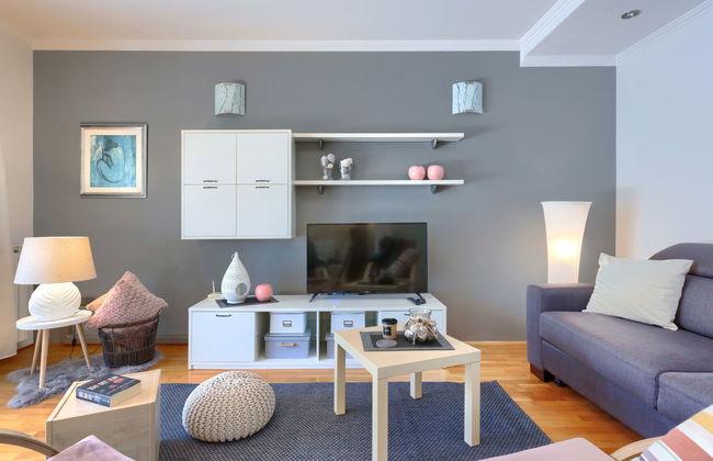 Apartamento de 2 quartos em Umag com jardim e terraço - Foto 4