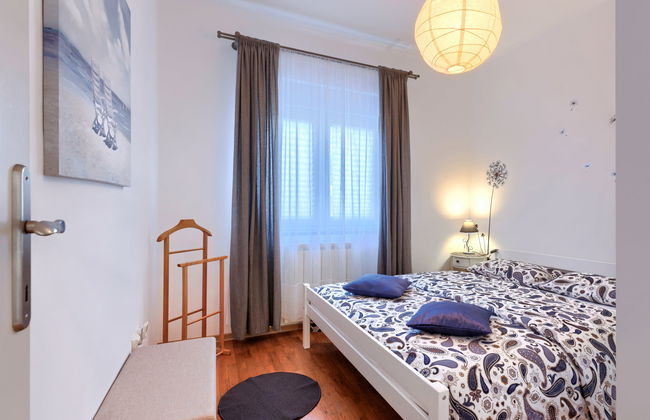 Apartamento de 2 quartos em Umag com jardim e terraço - Foto 5