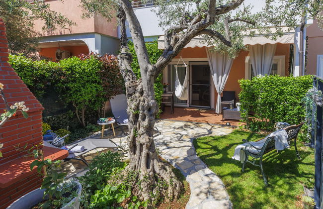 Apartamento de 2 quartos em Umag com jardim e terraço - Foto 25