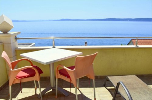 Foto 25 - Apartamento de 1 habitación en Okrug con piscina y vistas al mar