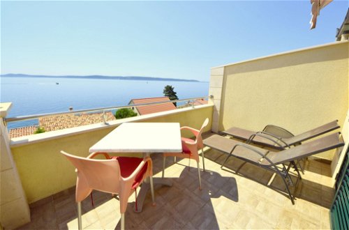 Foto 24 - Apartamento de 1 habitación en Okrug con piscina y vistas al mar