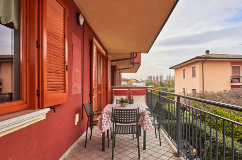 Foto 2 - Apartamento de 1 quarto em Sirmione com piscina e vista para a montanha