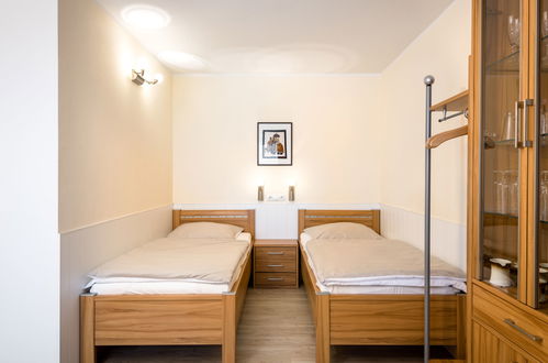 Foto 3 - Appartamento con 1 camera da letto a Lahnstein con piscina e sauna