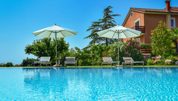 Apartamento de 3 quartos em Kaštelir-Labinci com piscina e jardim - Foto 2