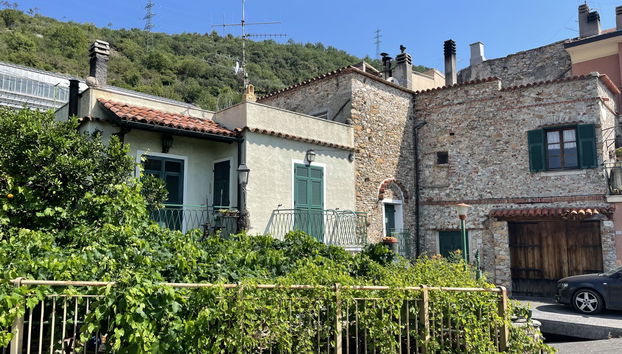 Haus mit 2 Schlafzimmern in Pietra Ligure mit garten - Foto 2