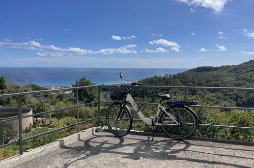 Foto 5 - Casa de 1 quarto em Pietra Ligure com jardim e vistas do mar