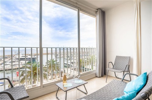 Foto 1 - Apartamento de 2 habitaciones en Hyères con vistas al mar