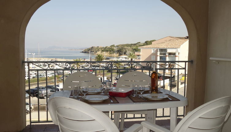 Photo 1 - Appartement de 2 chambres à Six-Fours-les-Plages avec piscine et terrasse