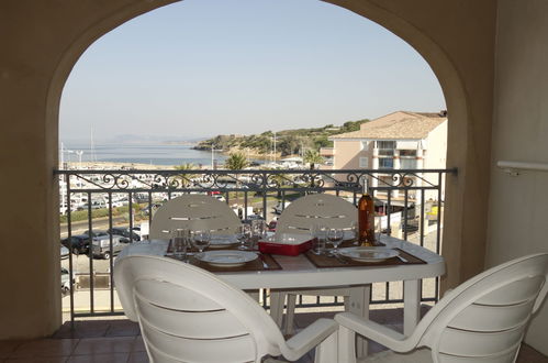 Foto 7 - Apartamento de 2 quartos em Six-Fours-les-Plages com piscina e vistas do mar