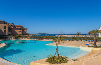 Foto 1 - Appartamento con 2 camere da letto a Six-Fours-les-Plages con piscina e terrazza