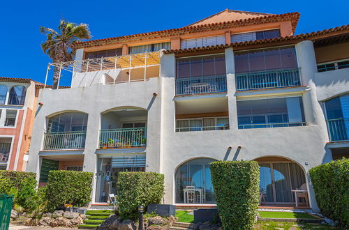 Foto 6 - Apartamento de 2 quartos em Six-Fours-les-Plages com piscina e terraço
