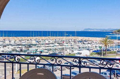 Photo 6 - Appartement de 2 chambres à Six-Fours-les-Plages avec piscine et terrasse