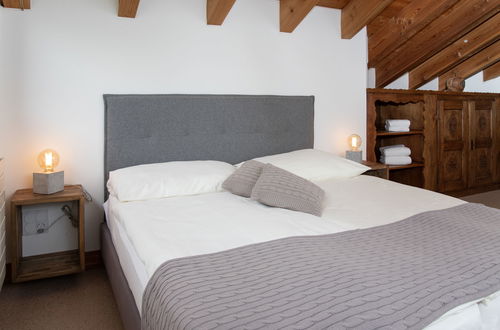 Photo 20 - Appartement de 3 chambres à Pontresina avec jardin