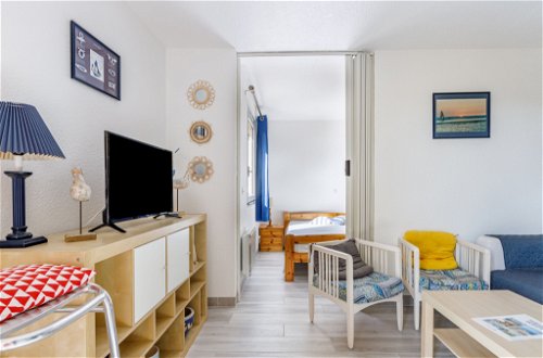Foto 3 - Appartamento con 2 camere da letto a Lacanau con vista mare